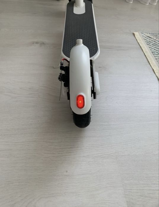 Электросамокат Xiaomi M365