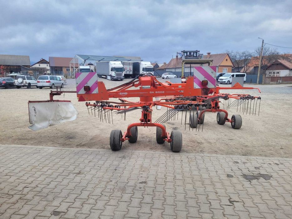 Grebla de adunat fan dublu Kuhn