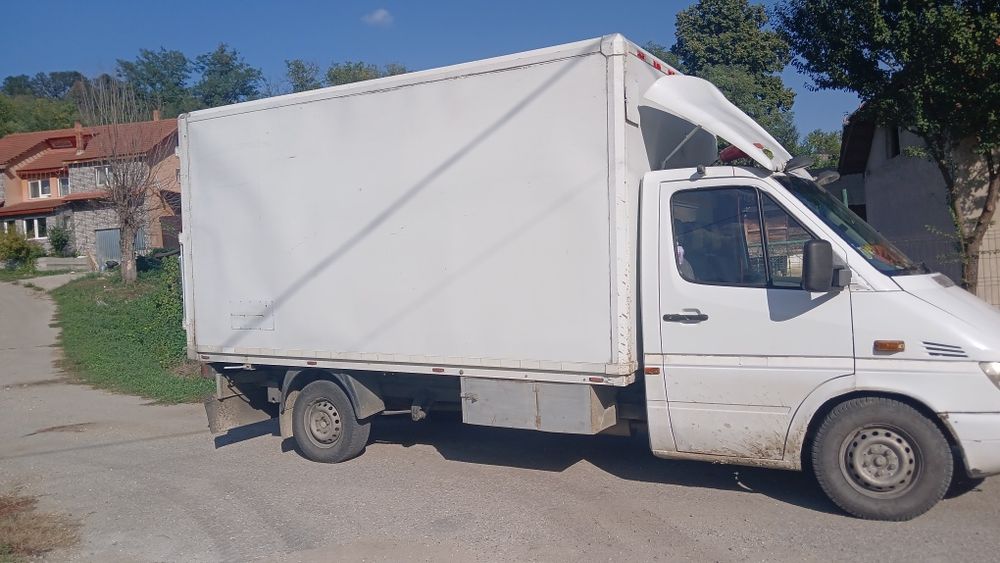 De Vânzare în stare funcționabilă