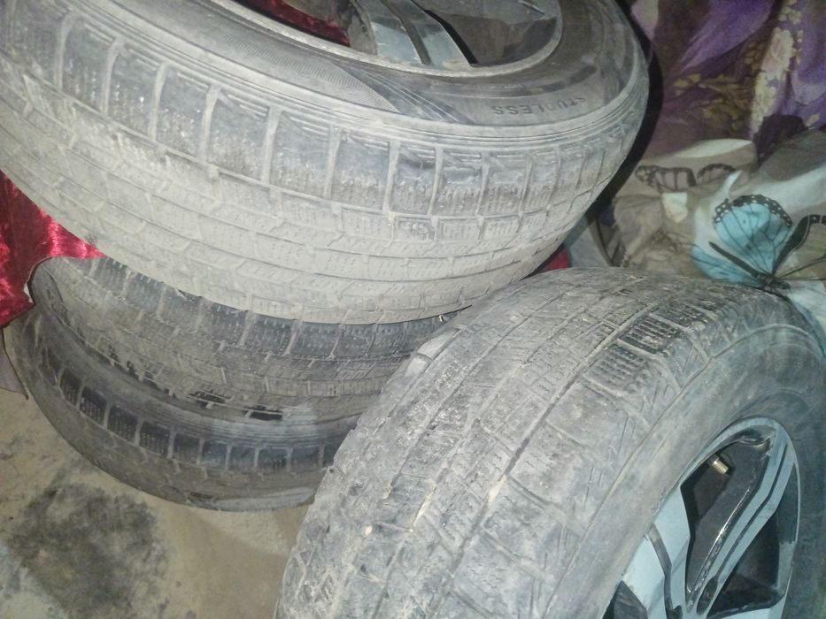 Мерс размер 215,60,16