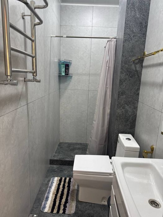 Срочно здаеться квартира в аренду чирчике районе 500тка горпарк