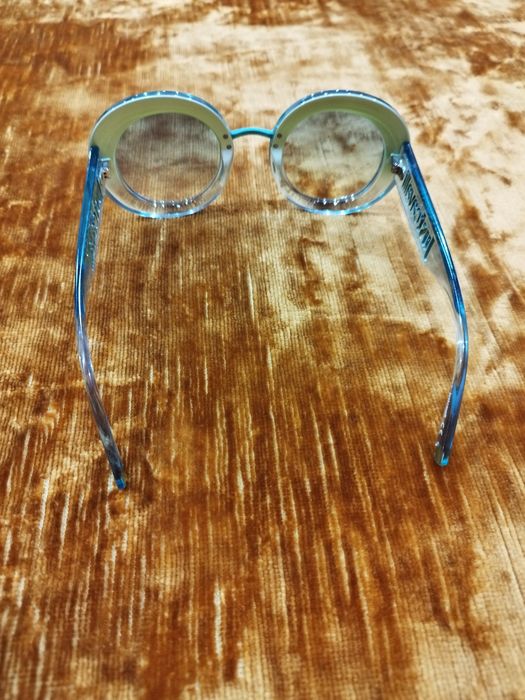 Продавам очила Just kavalli