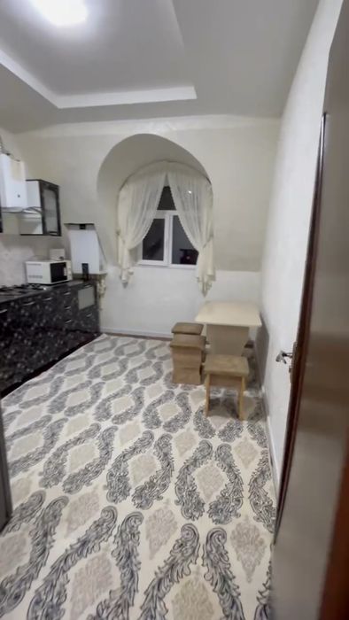 Ижорага 2/8/8 Вокзалда Саодат рестораны оркасида.