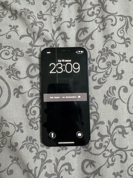 Iphone 12 (128) / 76%