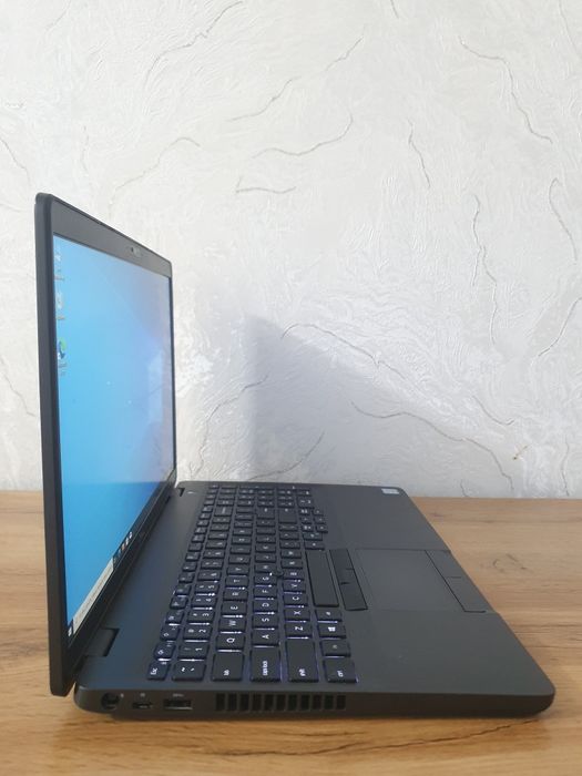 Dell 5500 i5-8365u 8/128gb