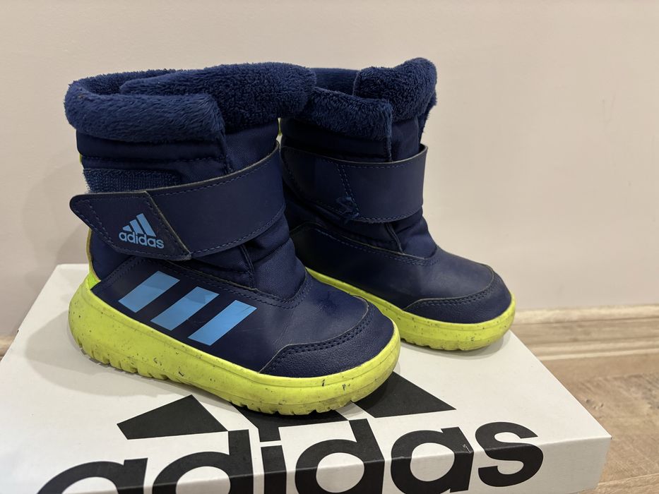 Ботуши Adidas размер 26.5 и 24