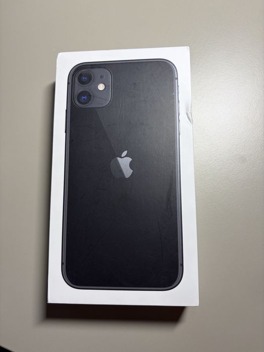 iPhone 11 Black 64 GB