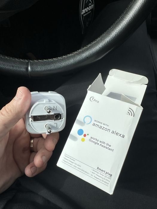 Priză Smart WiFi compatibilă cu Alexa & Google Assistant