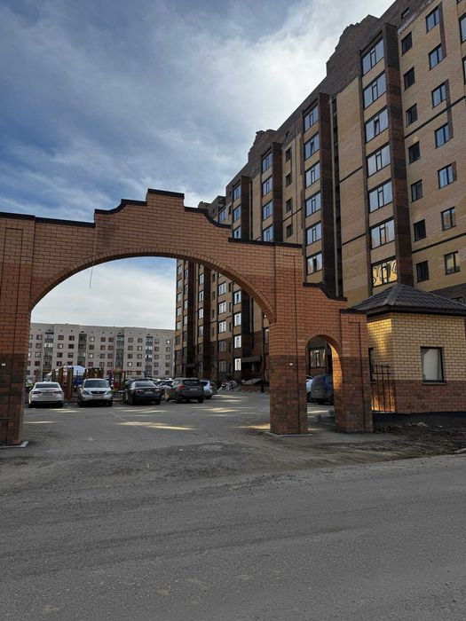 Продам 2х комн кв Батыс ЖК Сункар