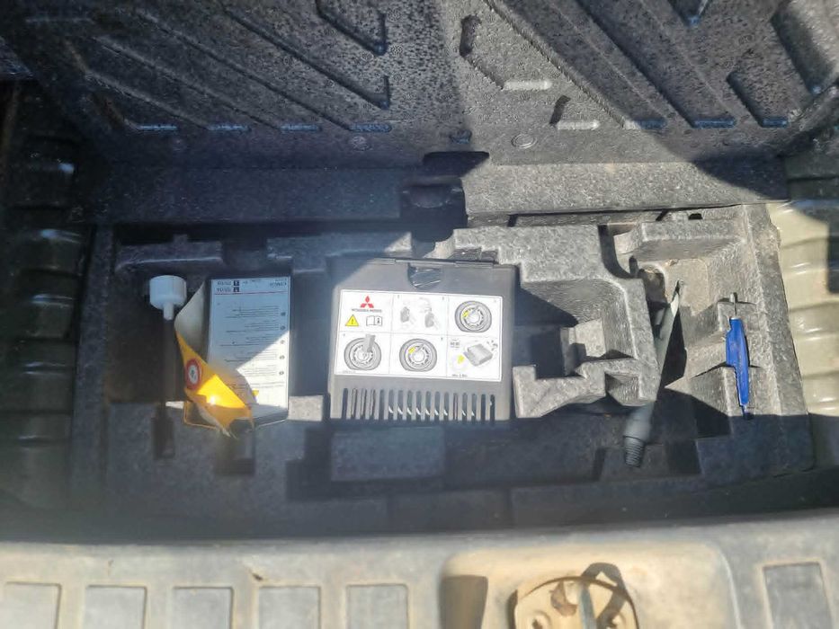 Mitsubishi Colt 1.1 /1.3 На части