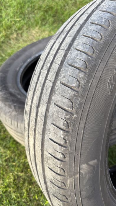 Set anvelope de vară Continental si Pirelli 215/65/R17