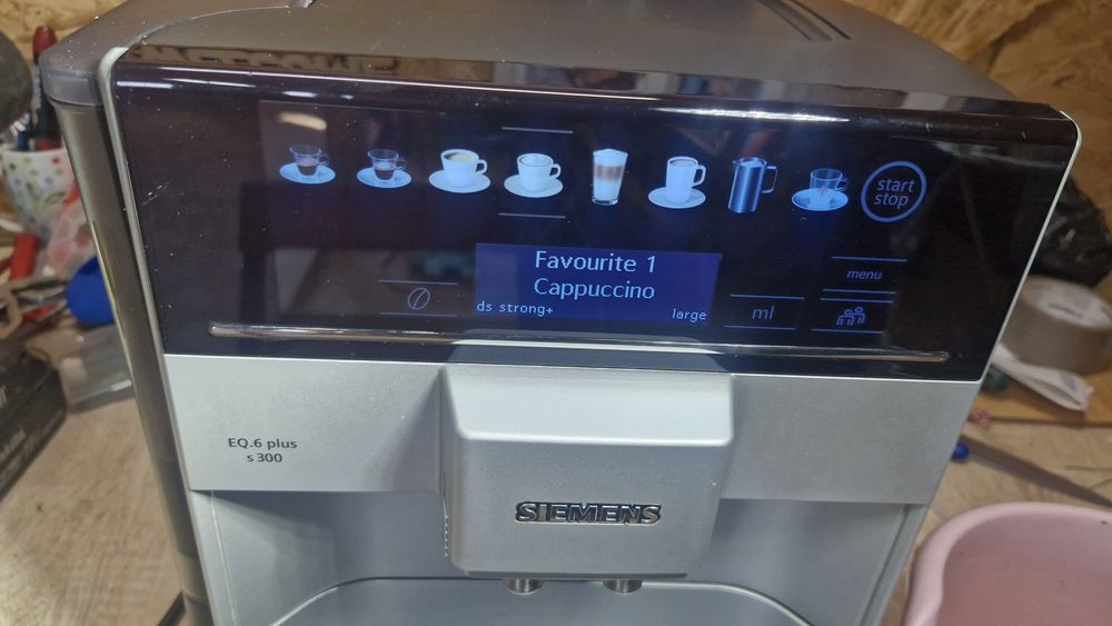 Siemens EQ.6 Plus s300 – Revizionat complet (Supapă nouă + Garnituri noi)
