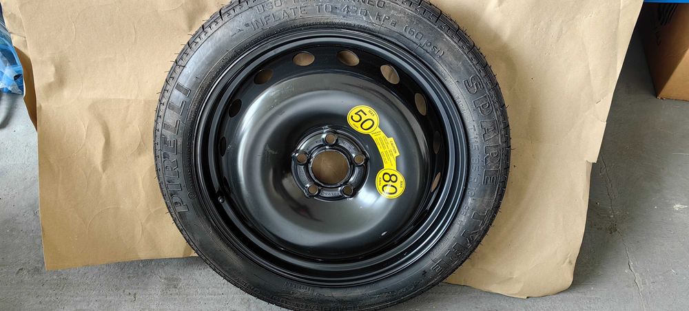 VOLVO патерица S60 S80 V70 XC70 18" PIRELLI