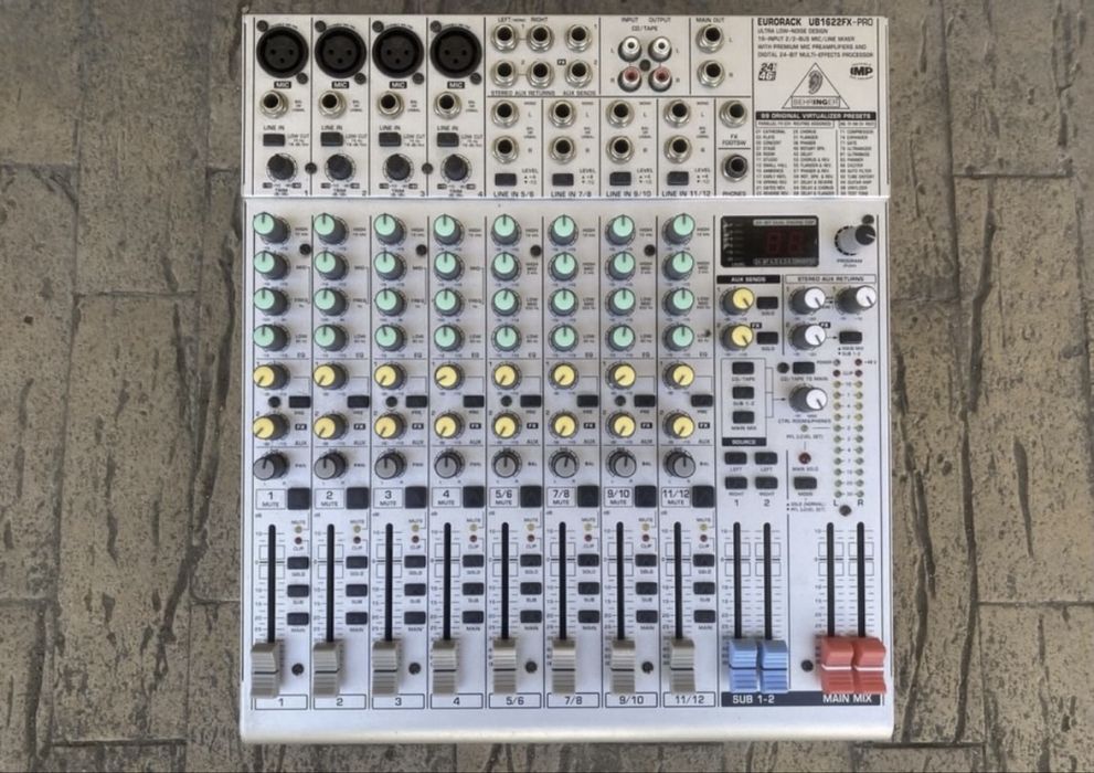 UB1622FX-PRO Behringer