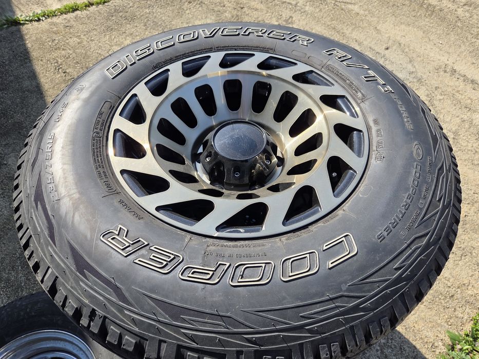 Джанти с гуми 15 цола 6х139