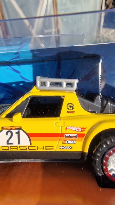 Hot Wheels Porsche 914 safari