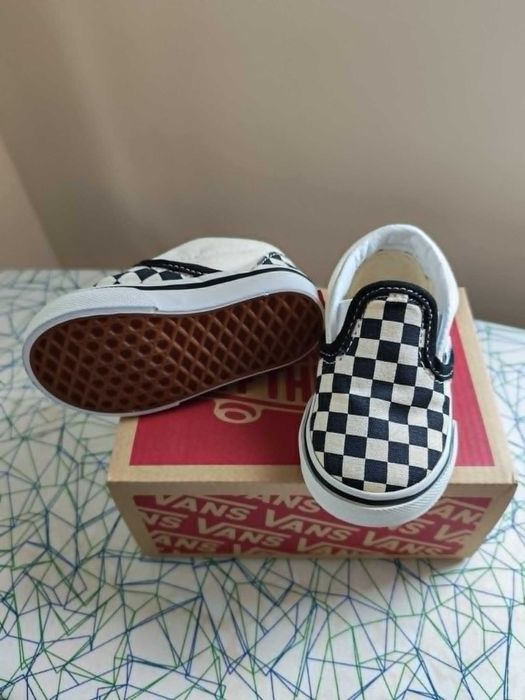 Детски обувки/гуменки(пантофи) VANS Classic Slip-O 10CM EUR 18.0