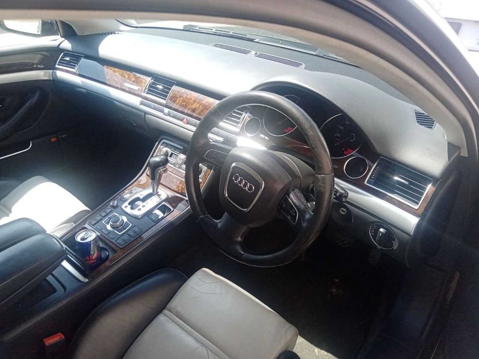 Audi A8 D3 3.0TDI S-line 2008година - на части