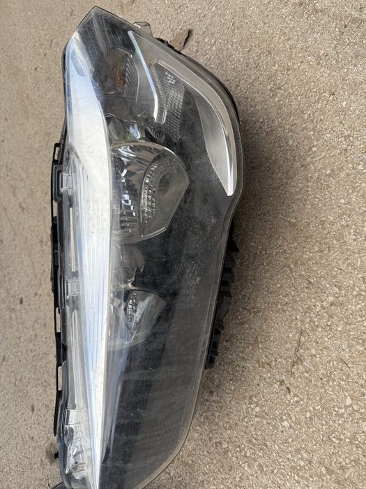 Фарове BMW X1 F48 / БМВ Х1 Ф48 2016г