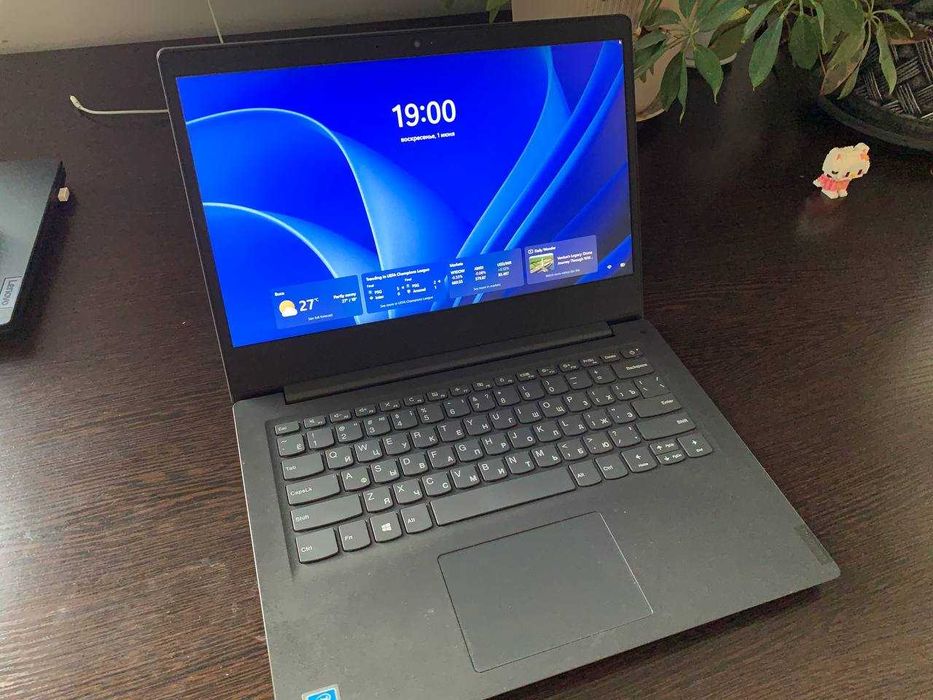 Продам Lenovo V14-IGL на SSD