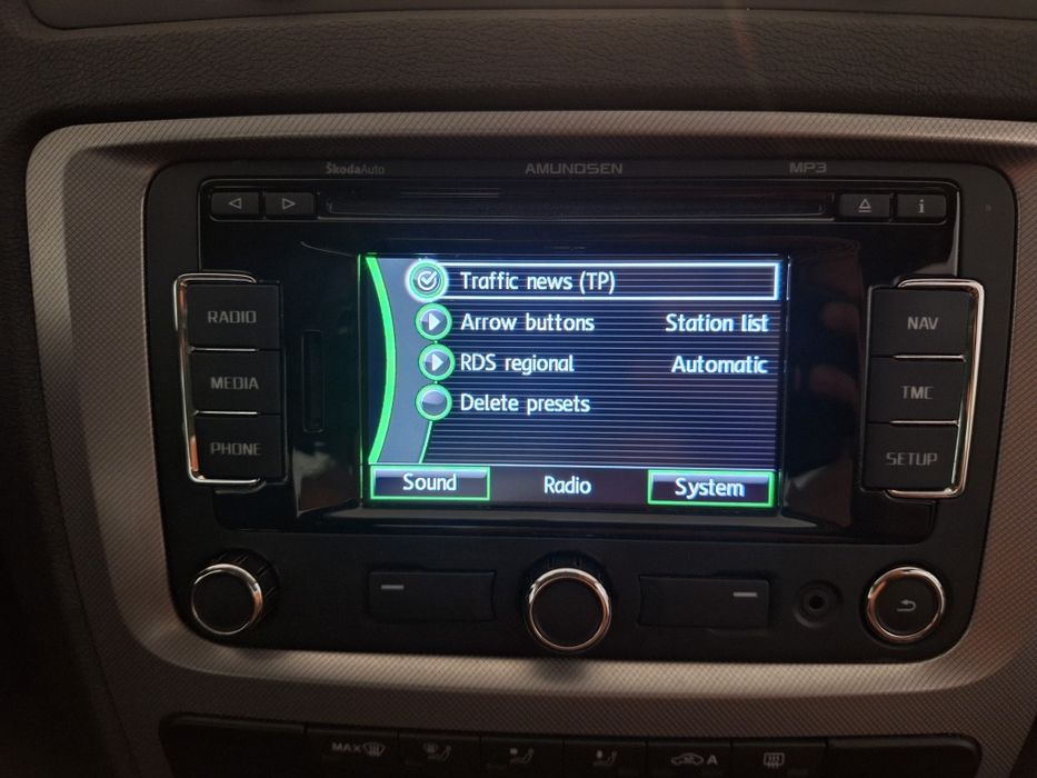 MP3 Player Navigatie Skoda RNS 310