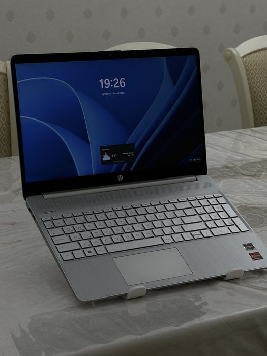 Ноутбук HP laptop 15s