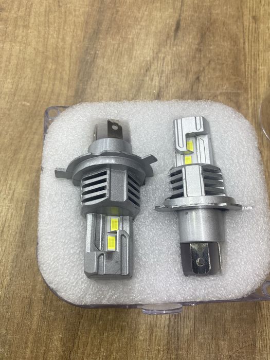 Лампочки,  новые оригинал