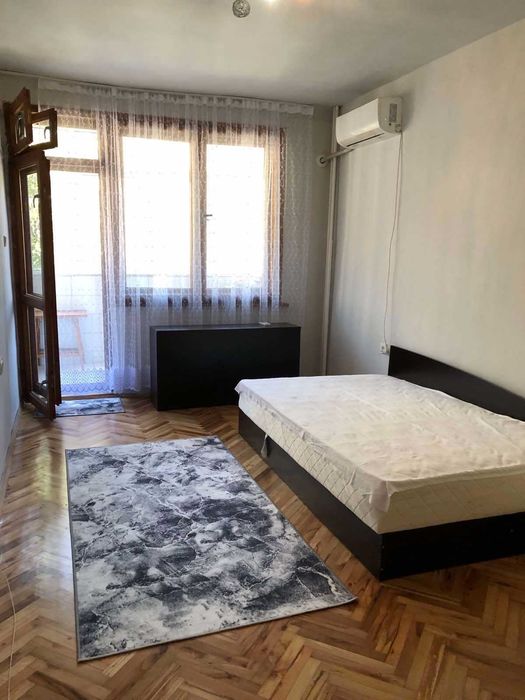 Дава се под наем Тристаен апартамент в Бургас, Център - 100 кв.м за 450 € - Снимка #5