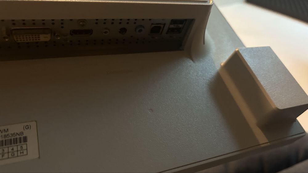 Monitor Multisync EA243WM