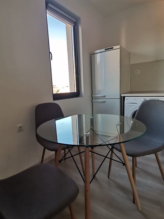 Дава се под наем Едностаен апартамент в Свиленград - 54 кв.м за 298.86 € - Снимка #1