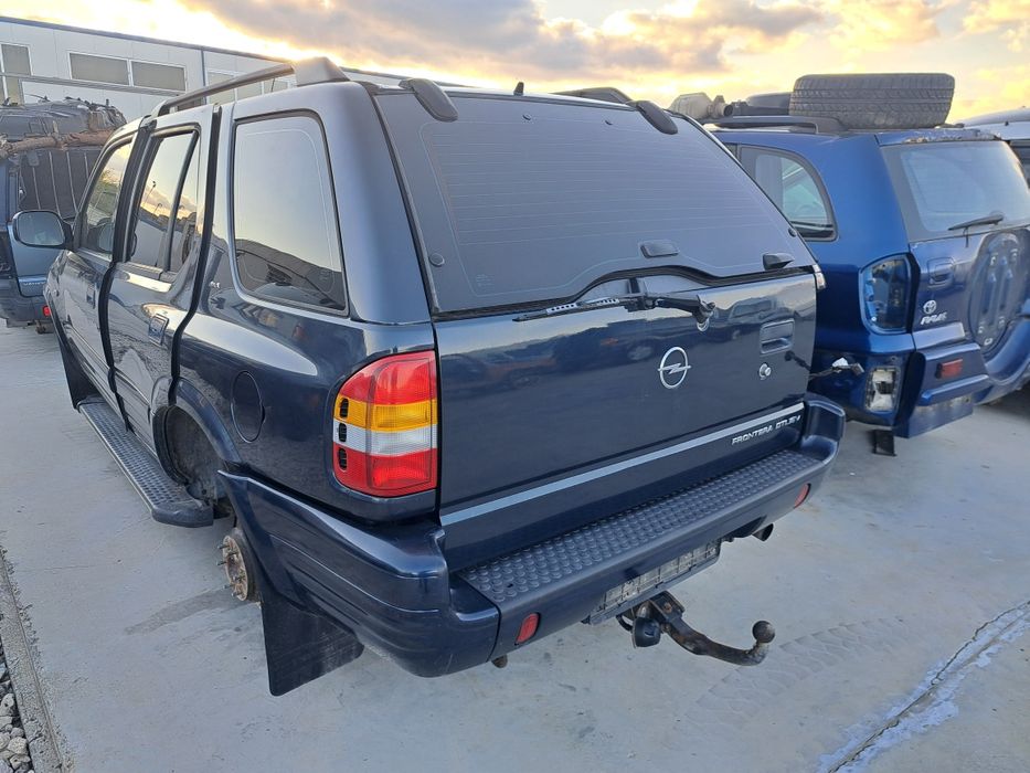 Опел Фронтера Б 2.2 ДТИ Opel Frontera B 2.2 DTI НА ЧАСТИ