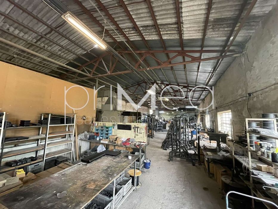 Дава се под наем Склад в с. Медово, Област Бургас - 1500 кв.м за 3989.73 € - Снимка #2