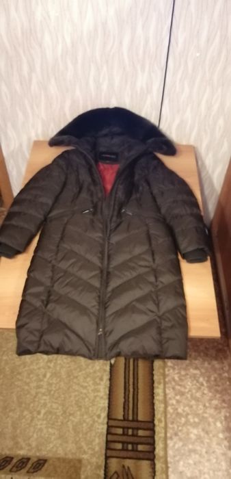 Продам женский пуховик