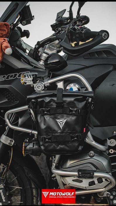 Geantă Moto Impermeabilă  5-8L prindere cadru material Plato 500D