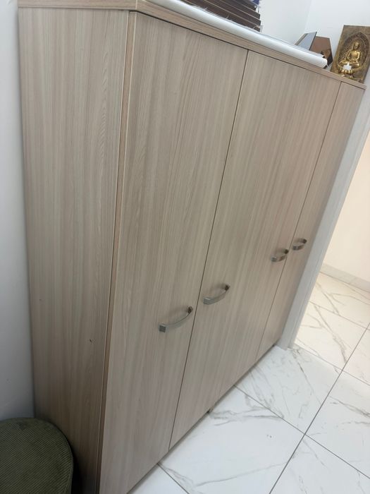 Продам шкафы для офиса