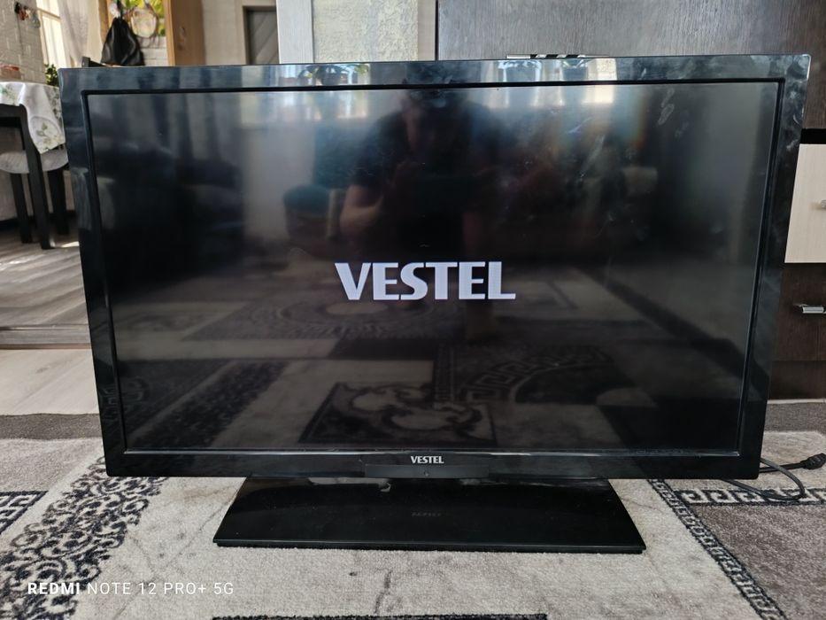 продам телевизор Vestel