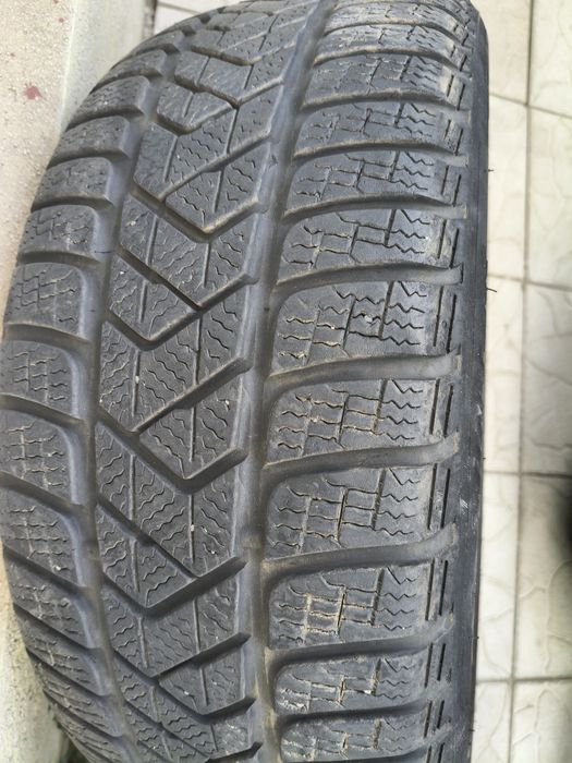 4 anvelope de iarna Pirelli Sottozero la super pret