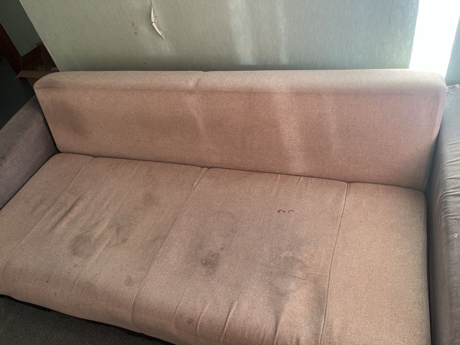 продаем Диван