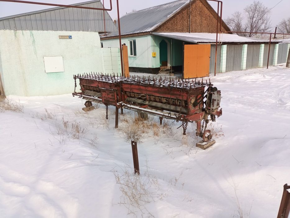 Продам клеверную сеелку