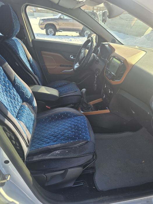 Лада икс рэй крос 2021 года