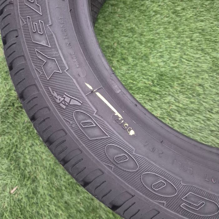 195 60 16c Goodyear