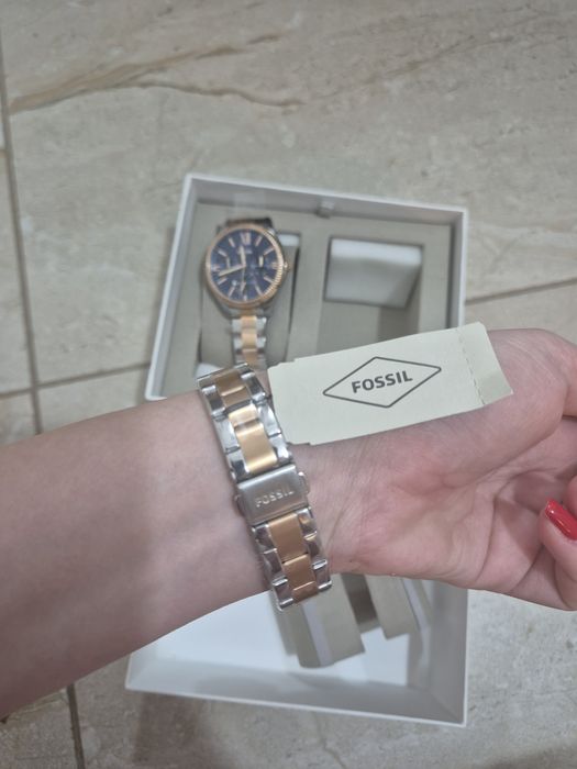 Set ceasuri Fossil EL și EA - noi cu folie de protecție și cutie