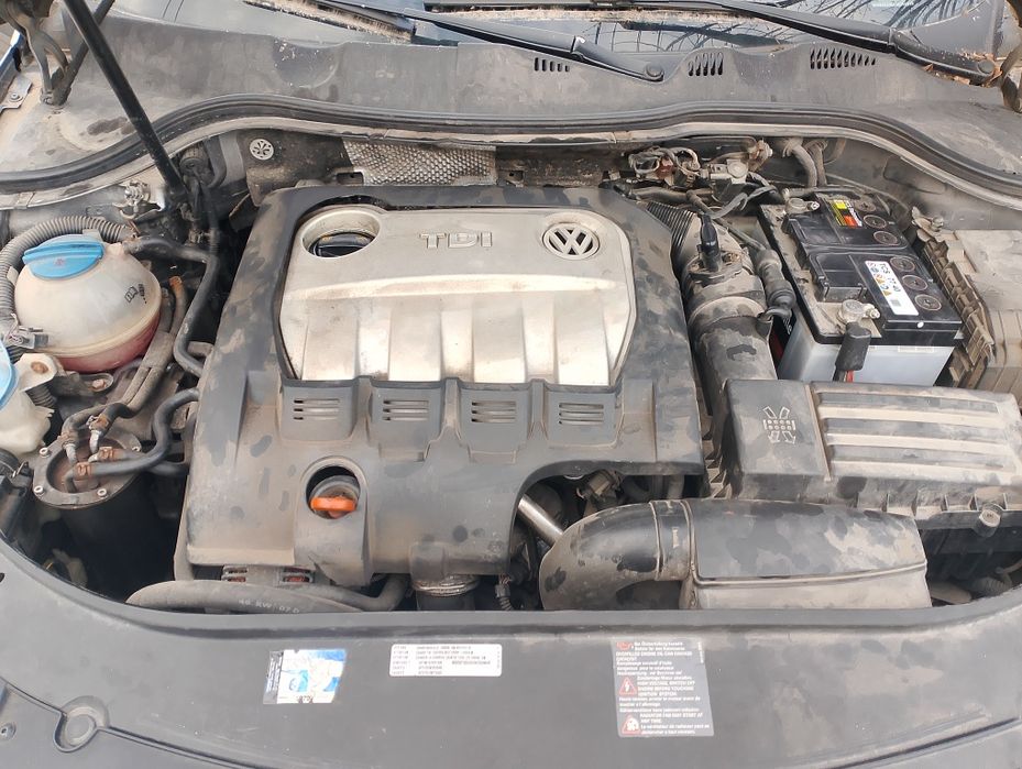 Продавам Volkswagen Passat b6 на части 2.0tdi 170 коня автоматик DSG