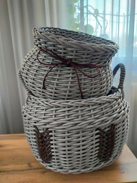 Продам кашпо из ротанга