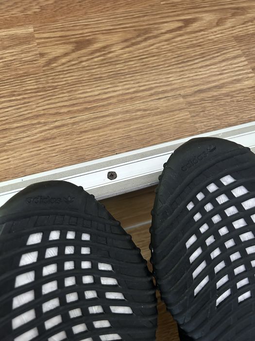 Yezzy 350 black