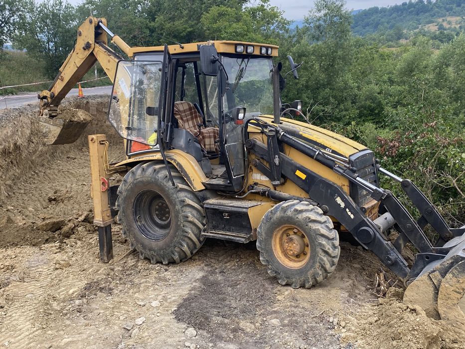 Buldoexcavator / Miniexcavator /camion de inchiriat