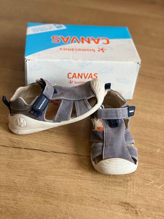 Сандали biomecanics 24 номер