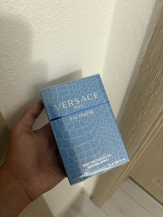 Парфюм Versace Eau Fraiche