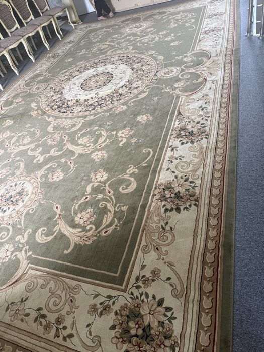 Продаётся ковёр3.5 6 м