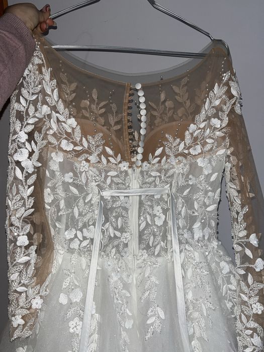 Vand rochie de mireasa